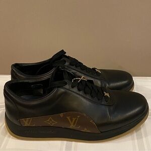Authentic Louis Vuitton X Supreme brown leather sneakers Monogram Sz US 7.5